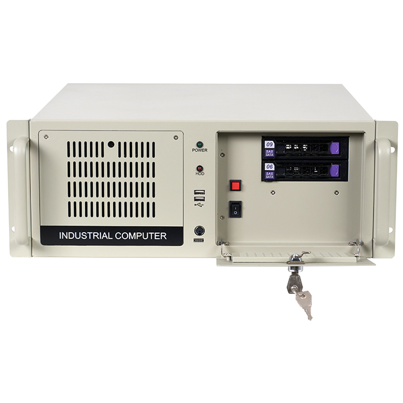 The server chassis has 4U hot-swappable hard drive bays with PCIe 4.0 support for SATA/SAS/NVMe.